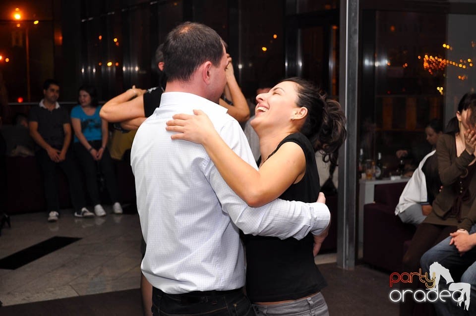 Seară de dans în Blondy's, 