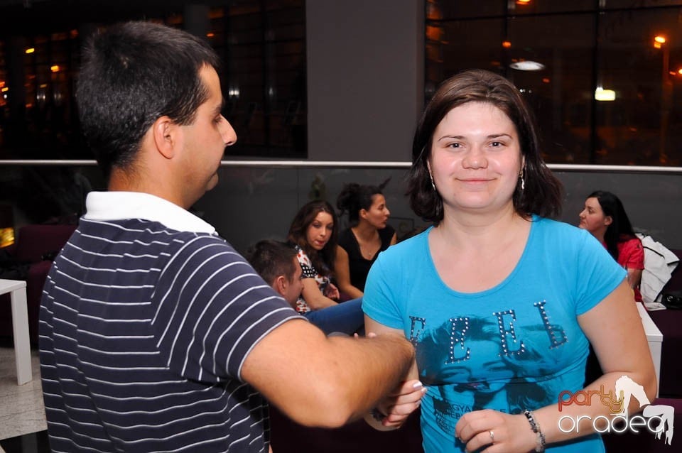 Seară de dans în Blondy's, 