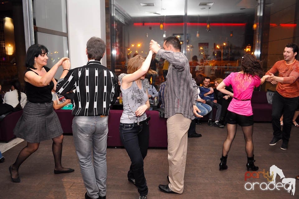 Seară de dans în Blondy's, 