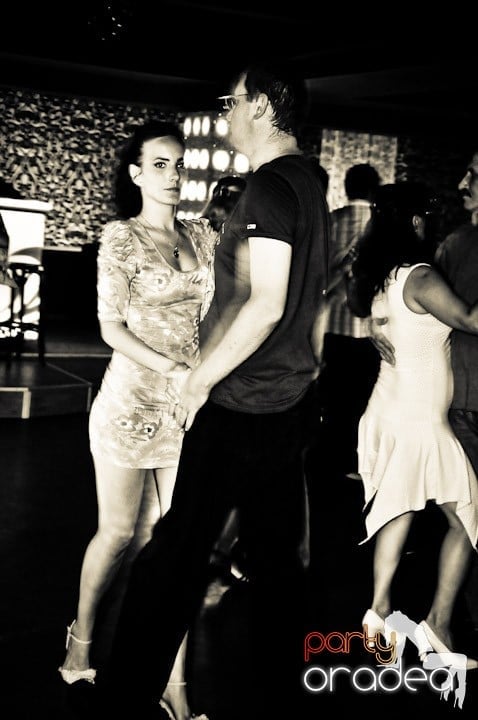 Seară de dans în Life Club, 