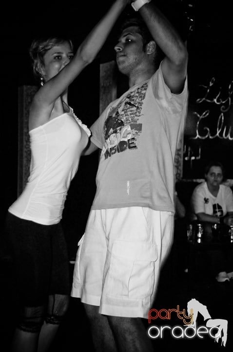 Seară de dans în Life Club, 