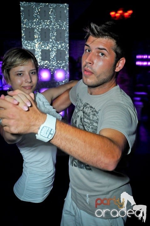 Seară de dans în Life Club, 