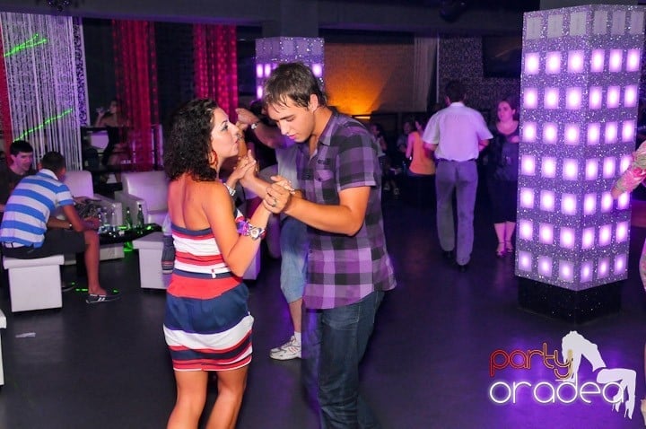 Seară de dans în Life Club, 