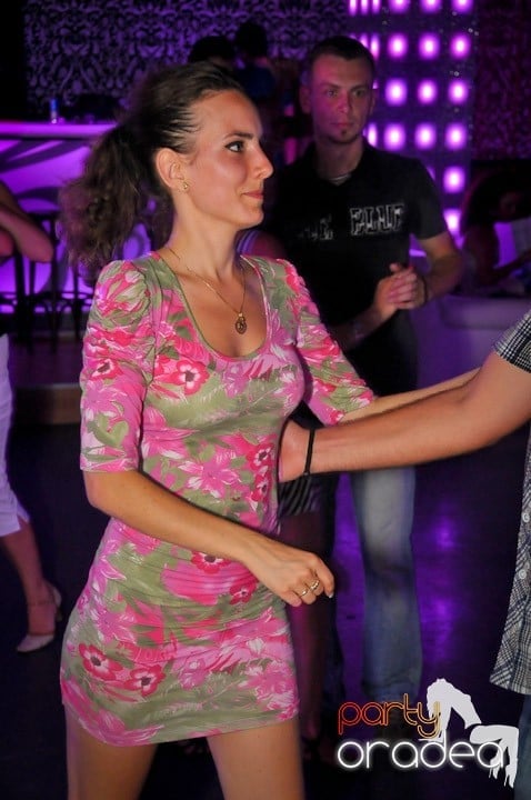 Seară de dans în Life Club, 