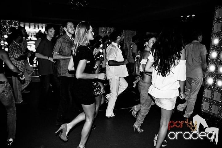 Seară de dans în Life Club, 