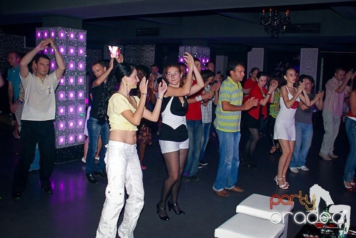 Seară de dans în Life Club, 