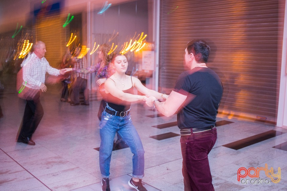 Seară de Dans, 