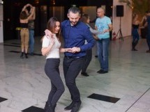 Seară de Dans