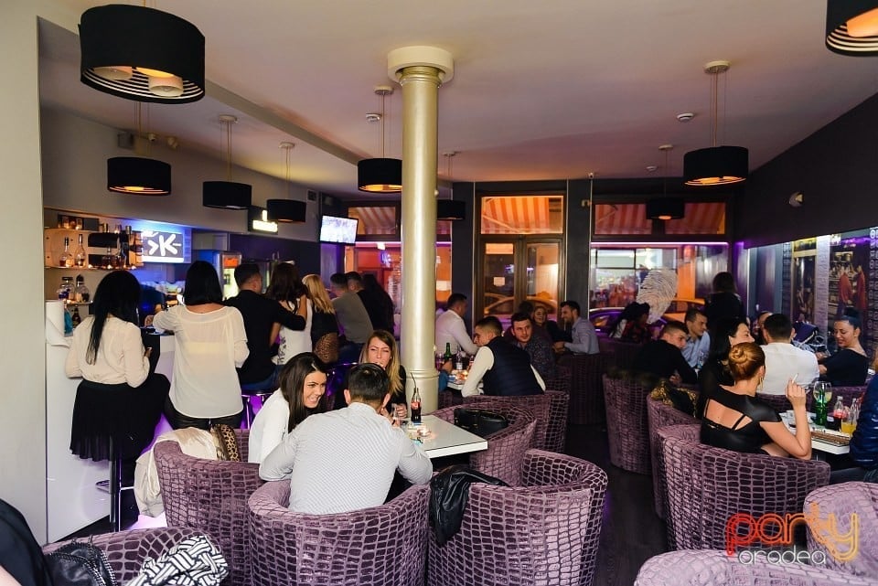 Seară de Halloween în Blanc Coffee, 