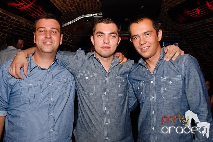 Seară de joi în Club Escape, 