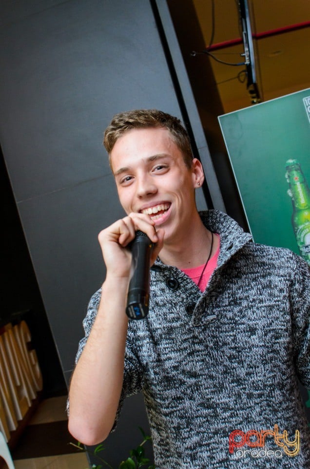 Seară de karaoke, Billy Art Club