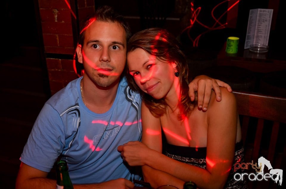 Seara de marţi în Escape, 