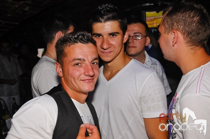 Seară de neuitat în Club Escape, 