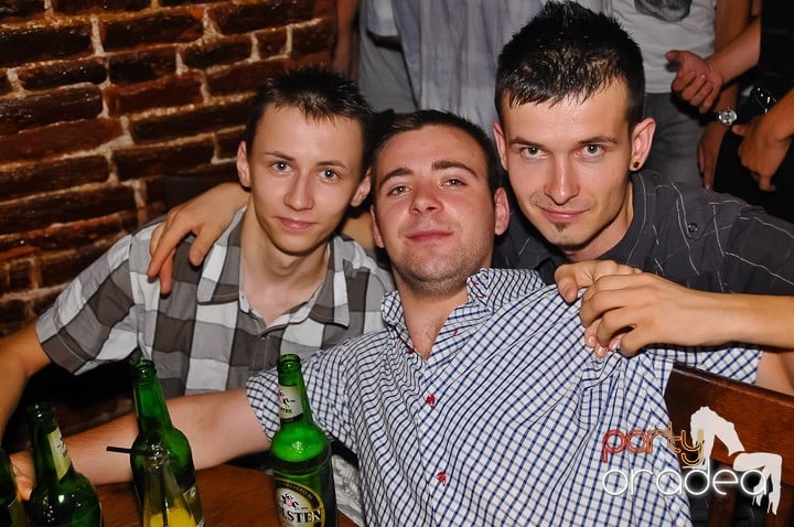 Seară de neuitat în Club Escape, 