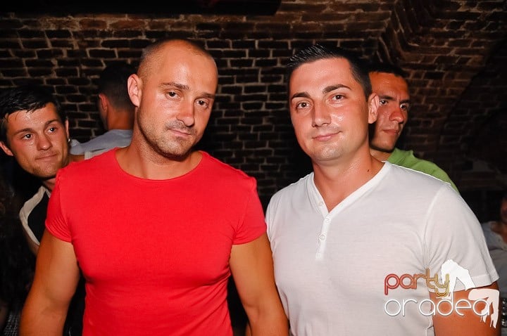 Seară de neuitat în Club Escape, 