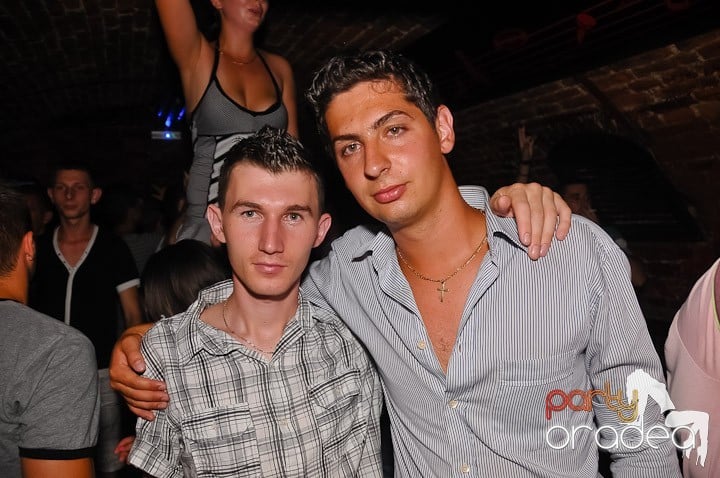 Seară de neuitat în Club Escape, 