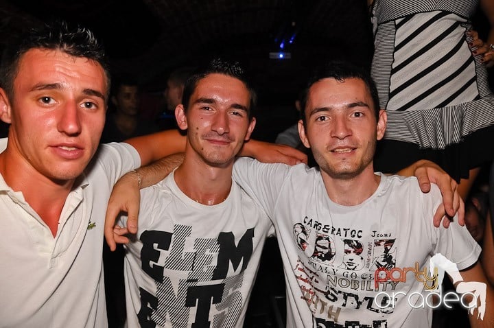 Seară de neuitat în Club Escape, 