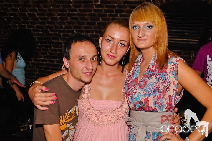 Seară de neuitat în Club Escape, 