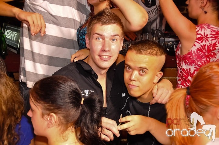 Seară de neuitat în Club Escape, 