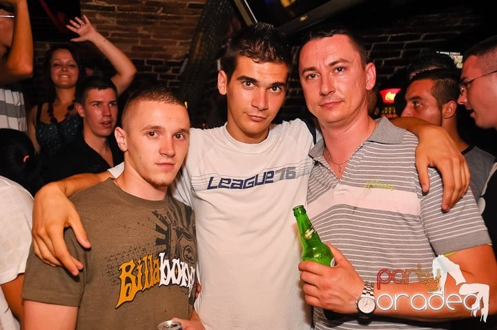 Seară de neuitat în Club Escape, 