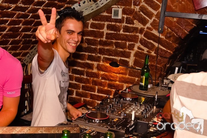 Seară de neuitat în Club Escape, 