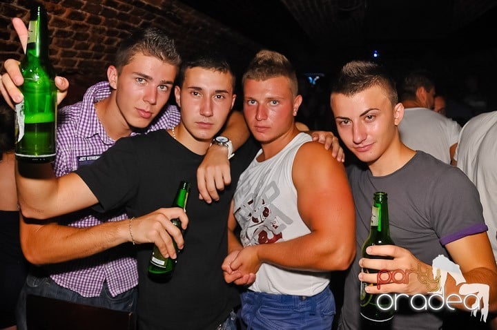 Seară de neuitat în Club Escape, 