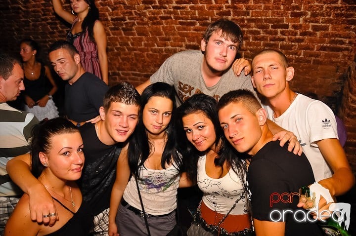 Seară de neuitat în Club Escape, 