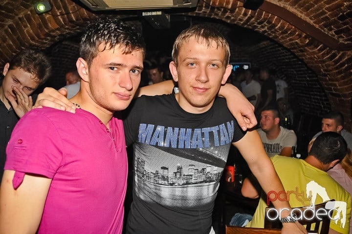 Seara miercuri în Escape, 