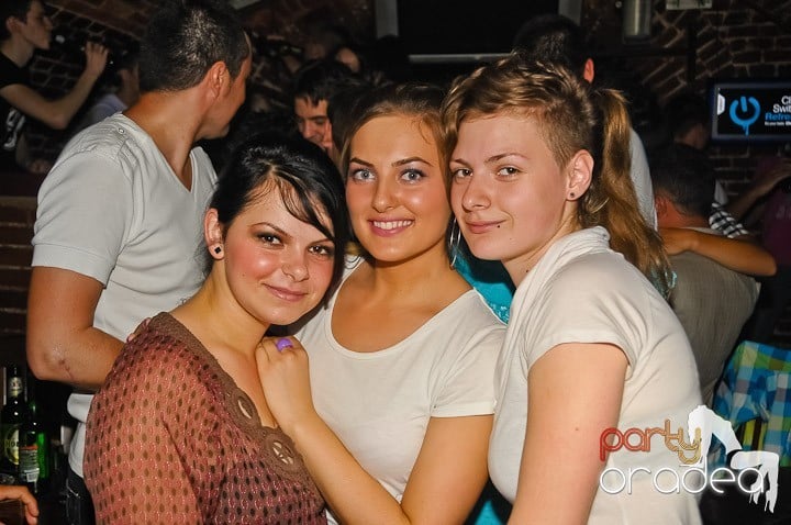 Seara miercuri în Escape, 