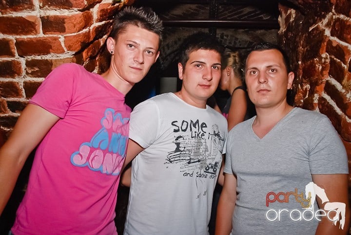 Seara miercuri în Escape, 