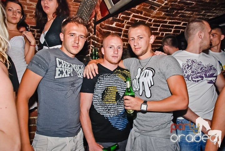 Seara miercuri în Escape, 