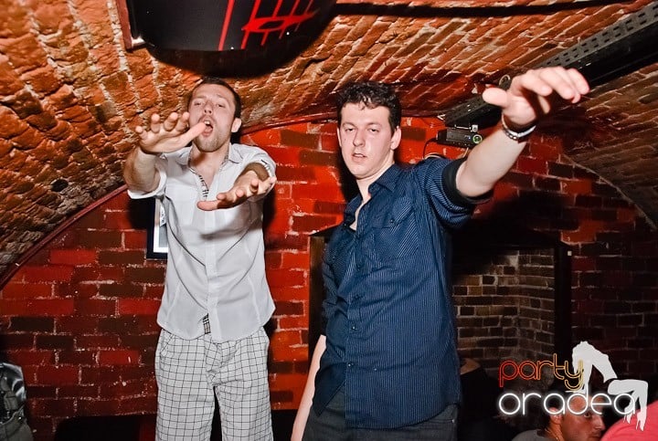 Seara miercuri în Escape, 