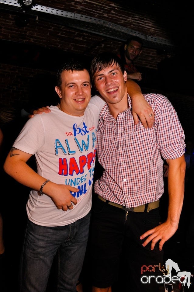 Seara promoţiilor în Club Escape, 