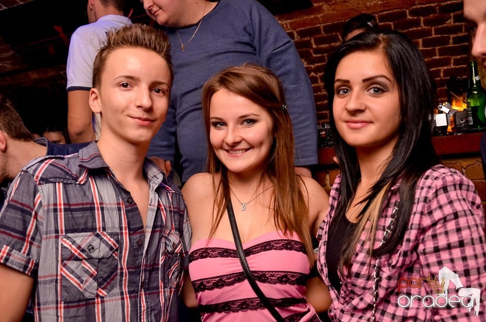 Seara promoţiilor în Club Escape, 