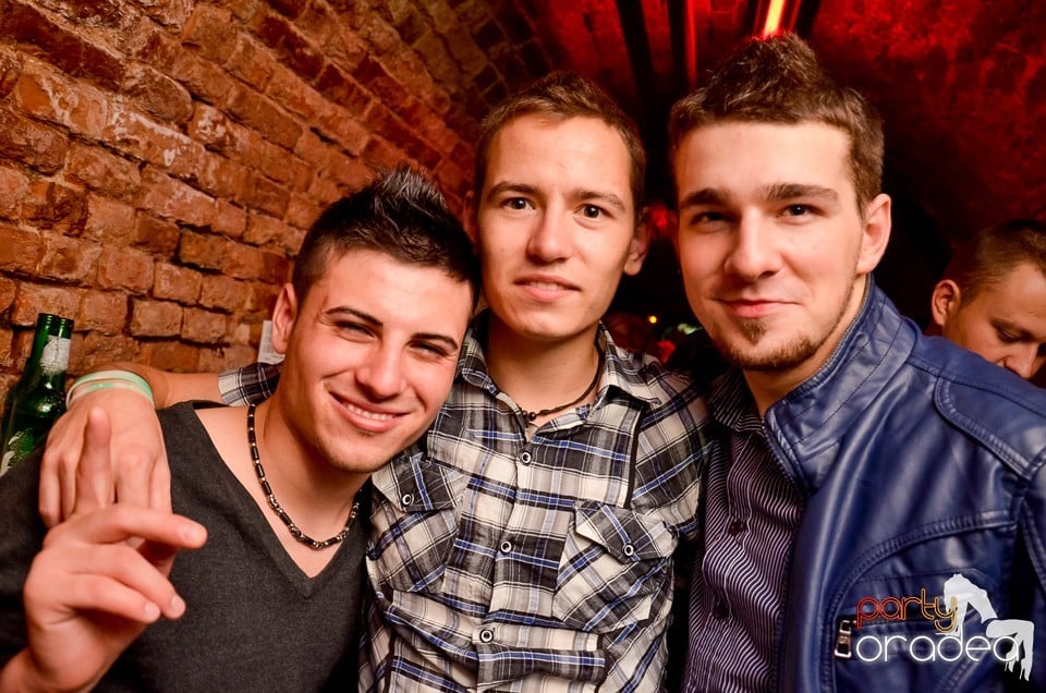 Seara promoţiilor în Club Escape, 