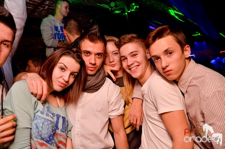 Seara promoţiilor în Club Escape, 