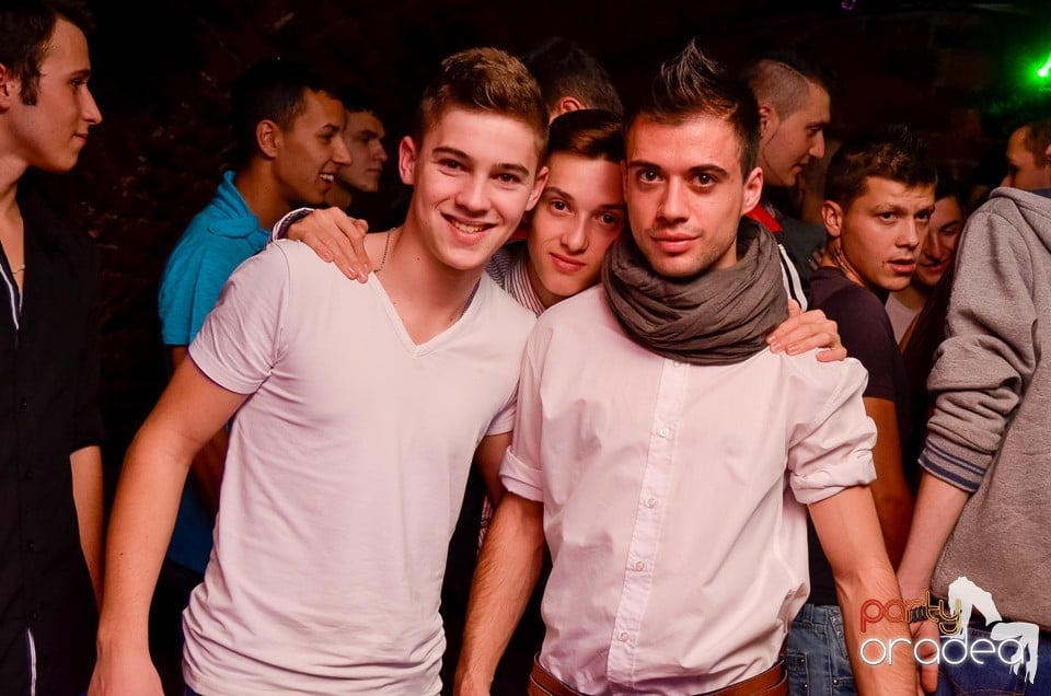 Seara promoţiilor în Club Escape, 