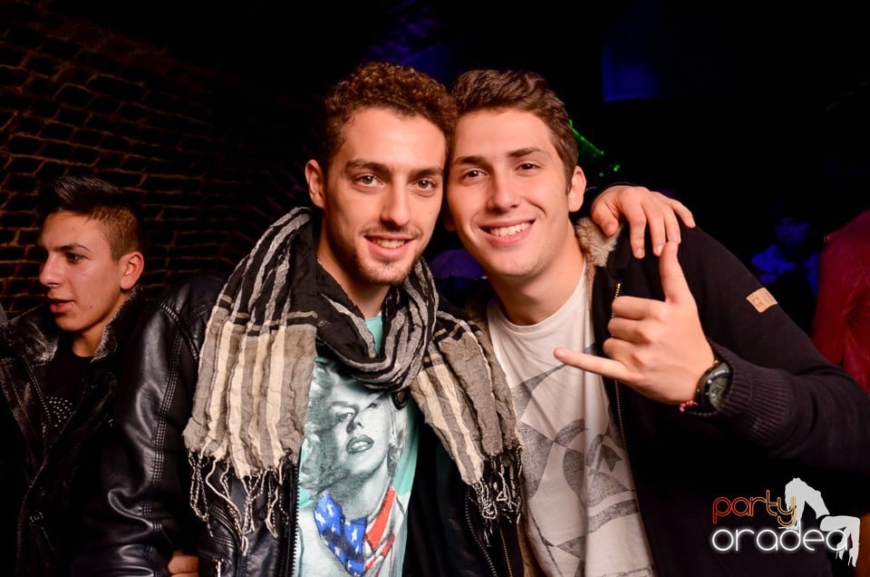 Seara promoţiilor în Club Escape, 