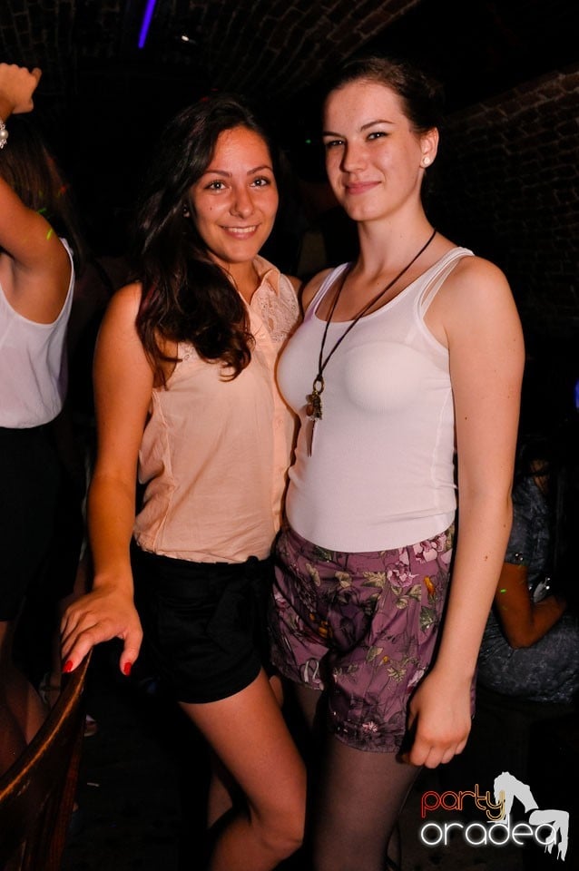 Seara promoţiilor în Club Escape, 