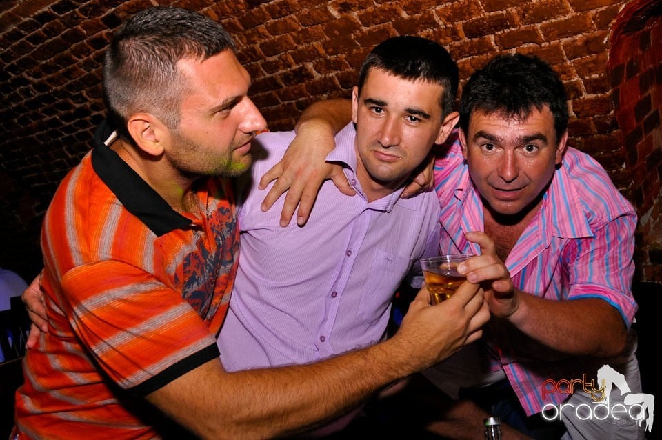 Seara promoţiilor în Club Escape, 