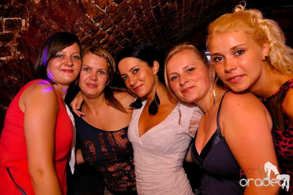 Seara promoţiilor în Club Escape, 