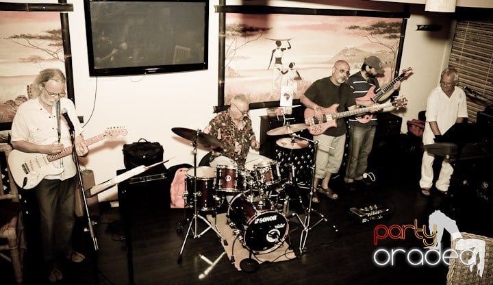 Seară Retro cu trupa Forever, Zulu Caffe