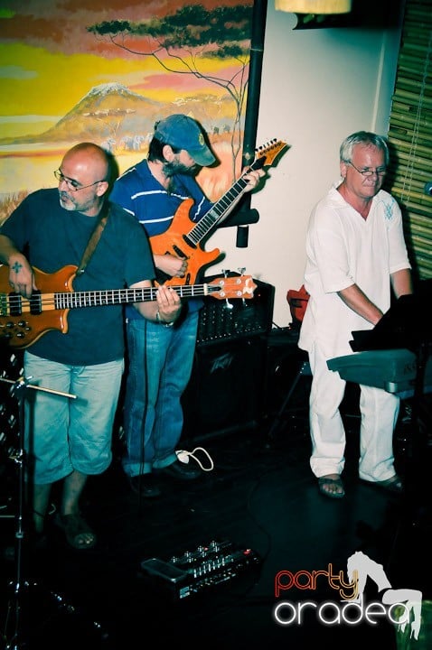 Seară Retro cu trupa Forever, Zulu Caffe