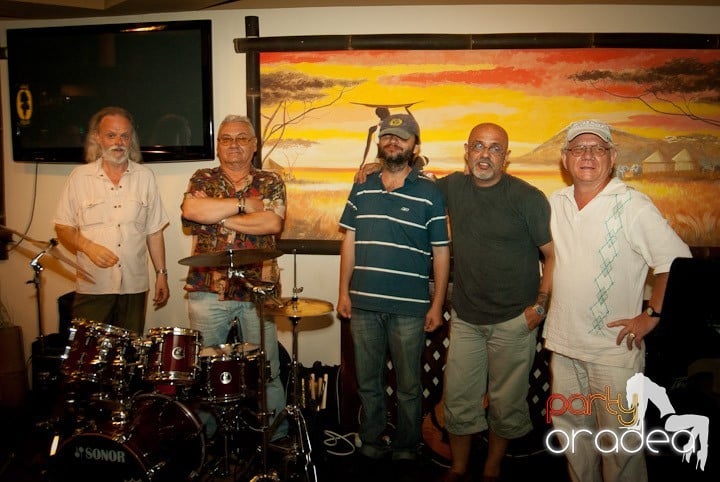 Seară Retro cu trupa Forever, Zulu Caffe