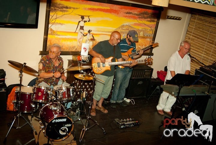 Seară Retro cu trupa Forever, Zulu Caffe