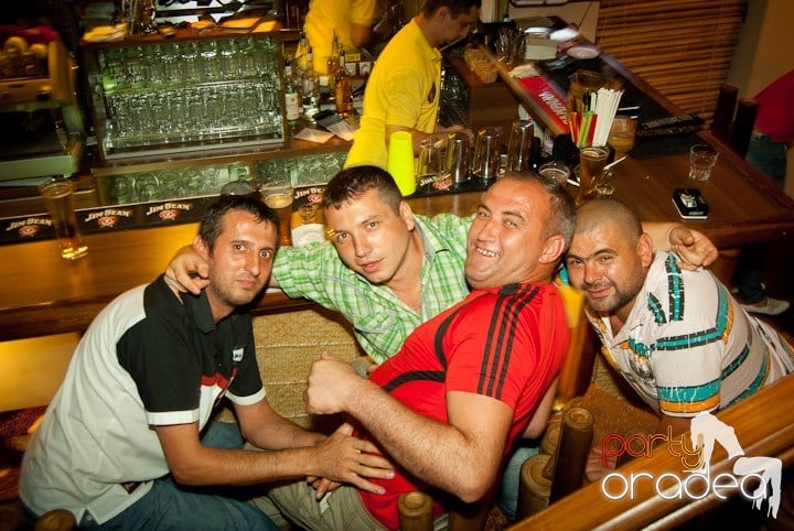 Seară Retro cu trupa Forever, Zulu Caffe