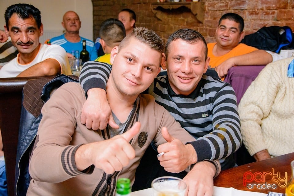 Seara ţigănească, Beciul Regal