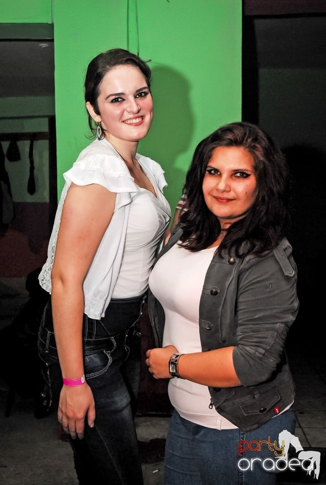 Season Opening Party, Royal Party House