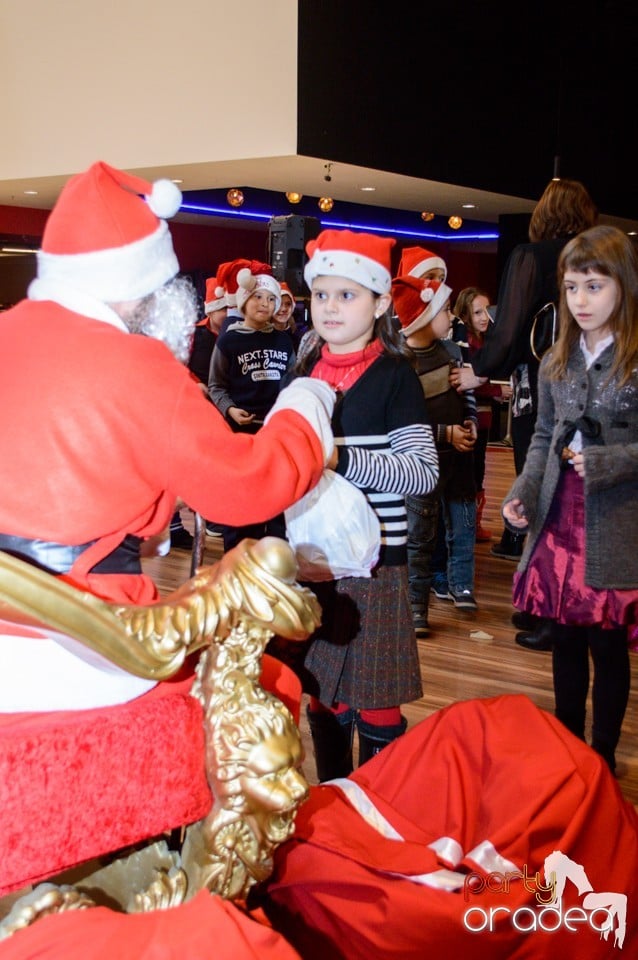 Serbare la Oradea Shopping City,