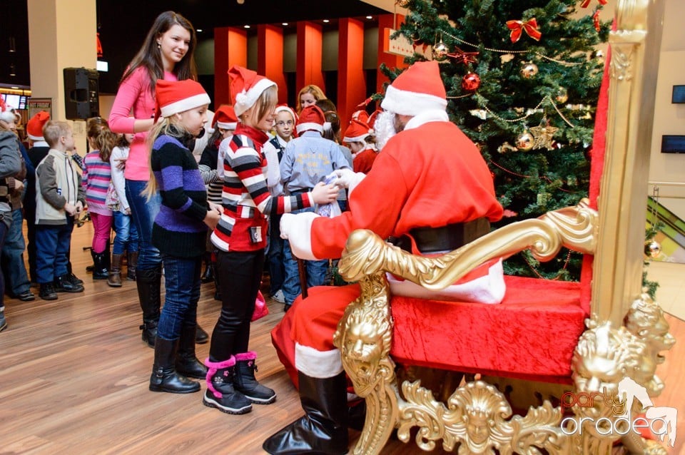 Serbare la Oradea Shopping City,